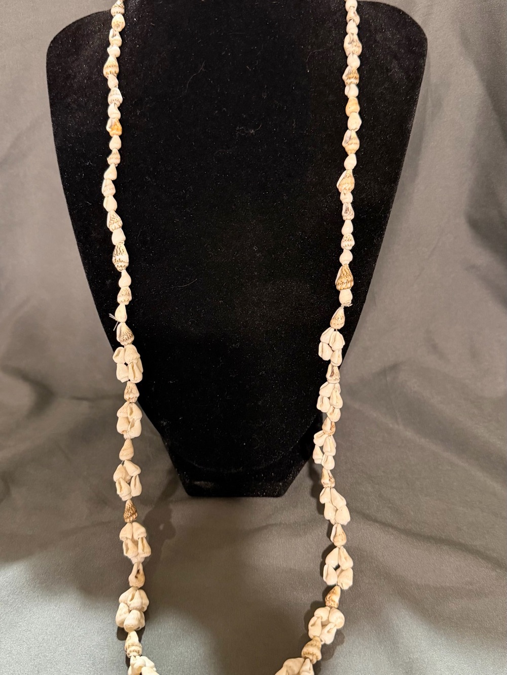 Source Unknown Cream Shell Bead Long Necklace